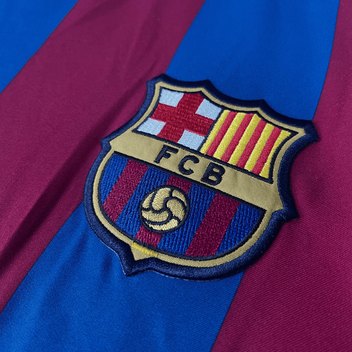 FC Barcelona 2005-06 Home Shirt S