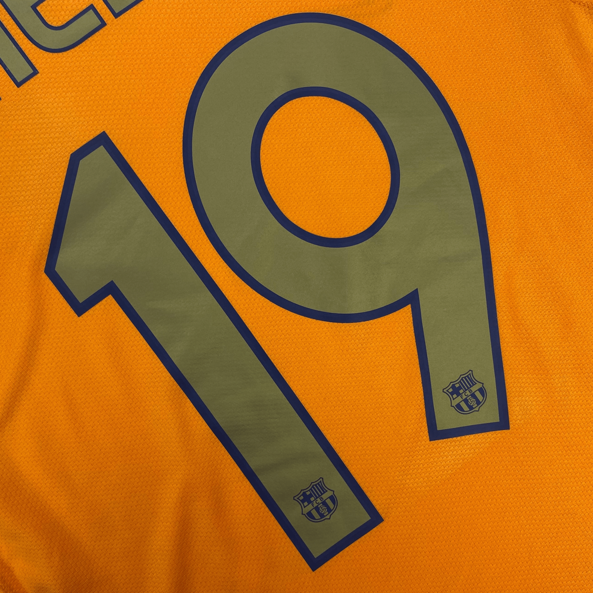 FC Barcelona 2006-2008 Away Messi #10 Shirt S