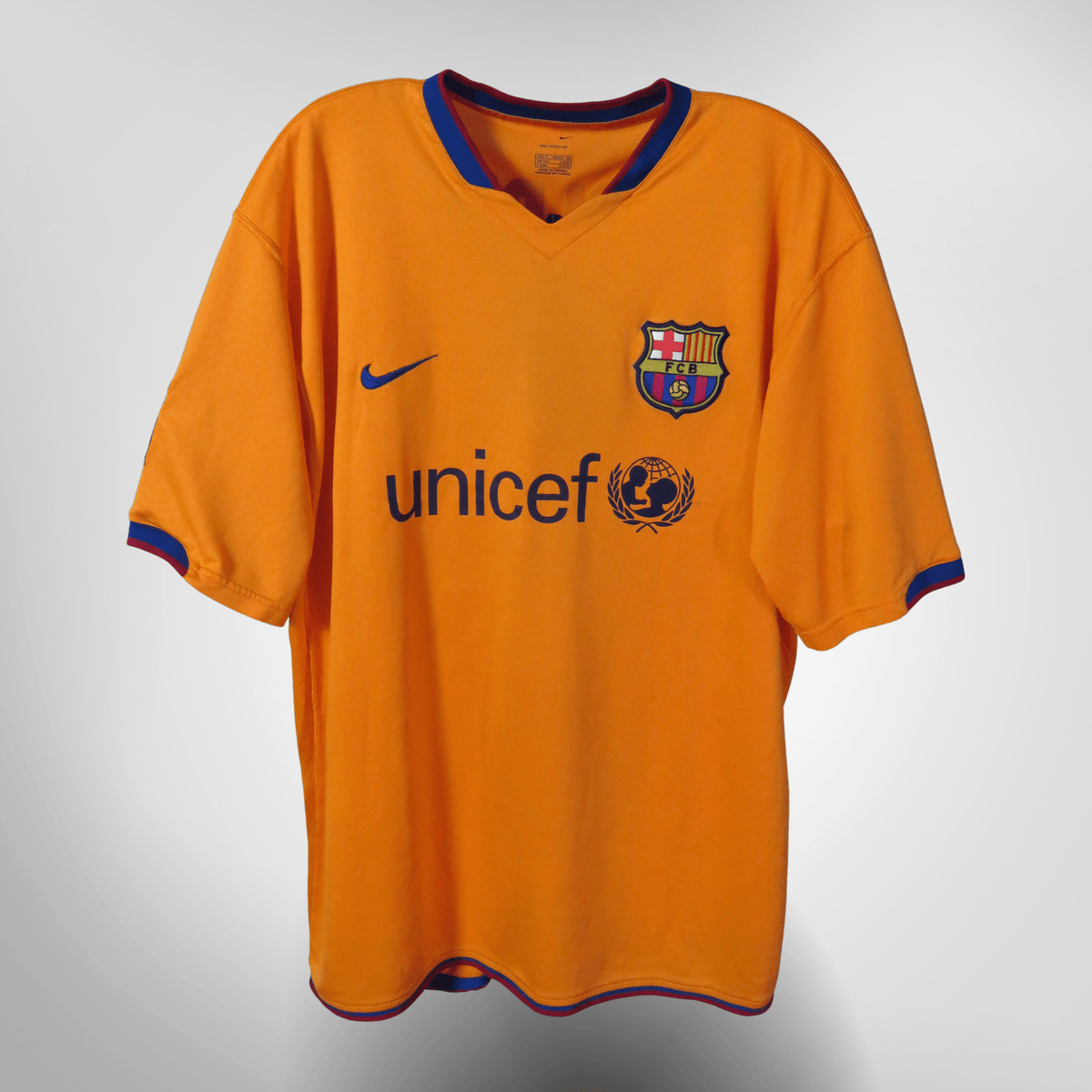 FC Barcelona 2006-07 Away Ronaldinho #10 Shirt XL