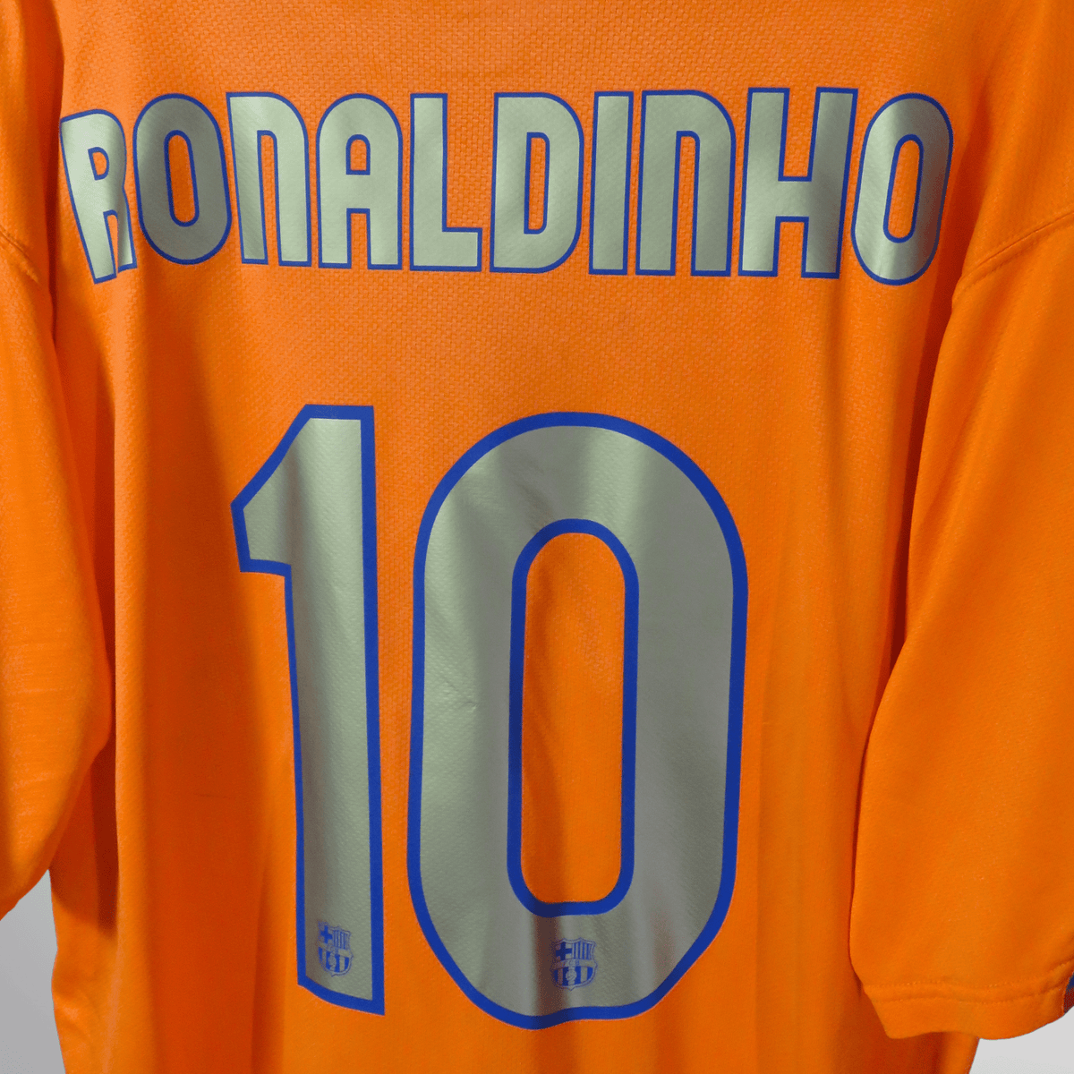 FC Barcelona 2006-07 Away Ronaldinho #10 Shirt XL