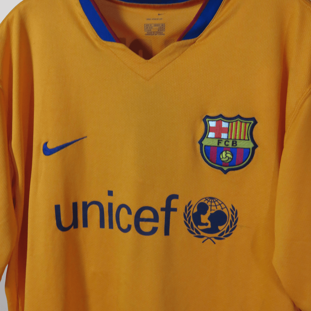 FC Barcelona 2006-07 Away Ronaldinho #10 Shirt XL