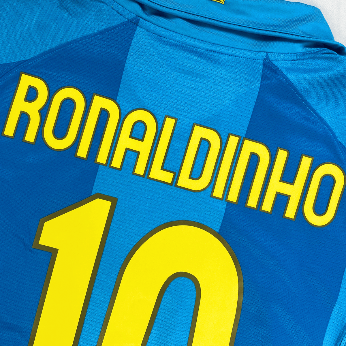 FC Barcelona 2007-08 Away Ronaldinho #10 Shirt S