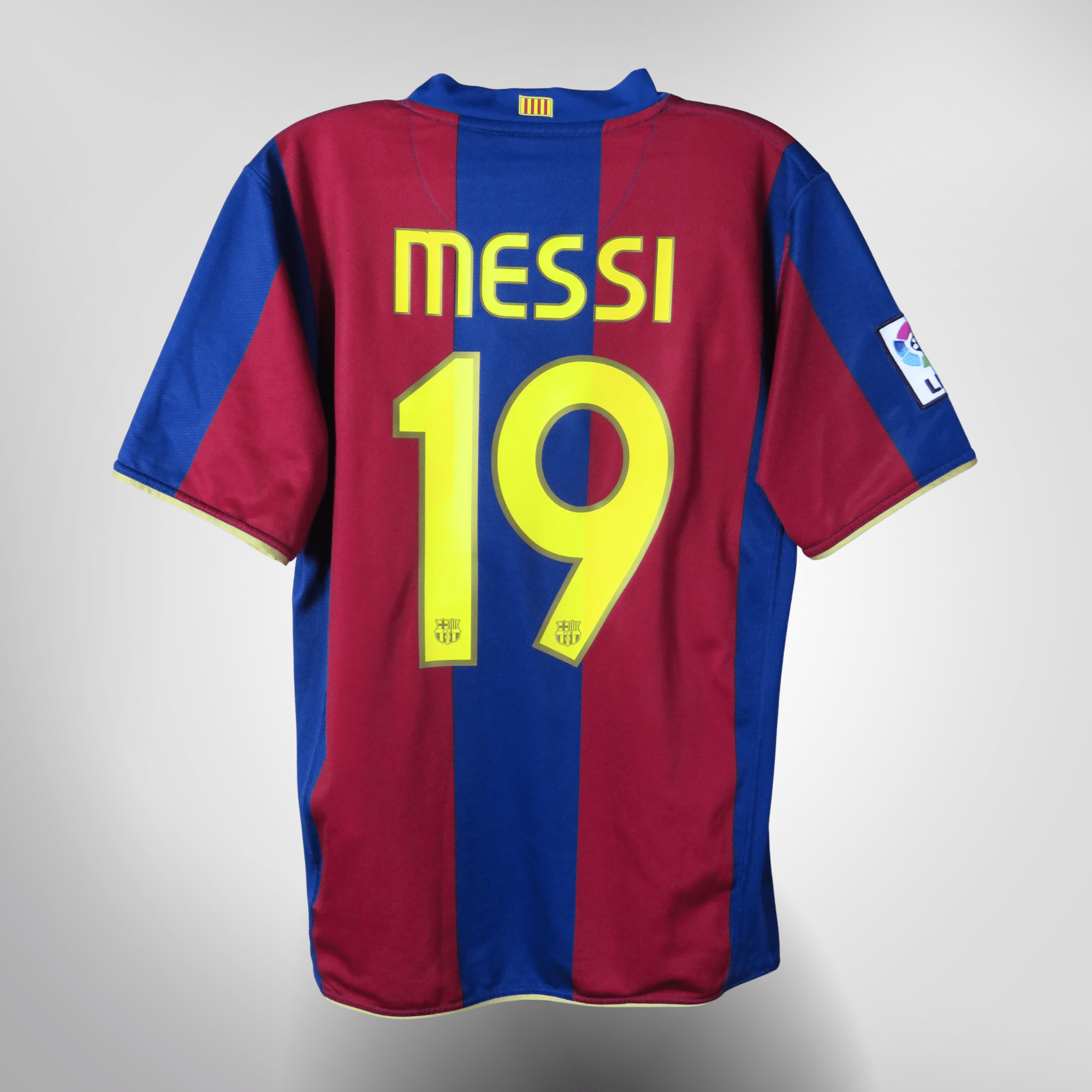 FC Barcelona 2007-08 Home Messi #19 Shirt M