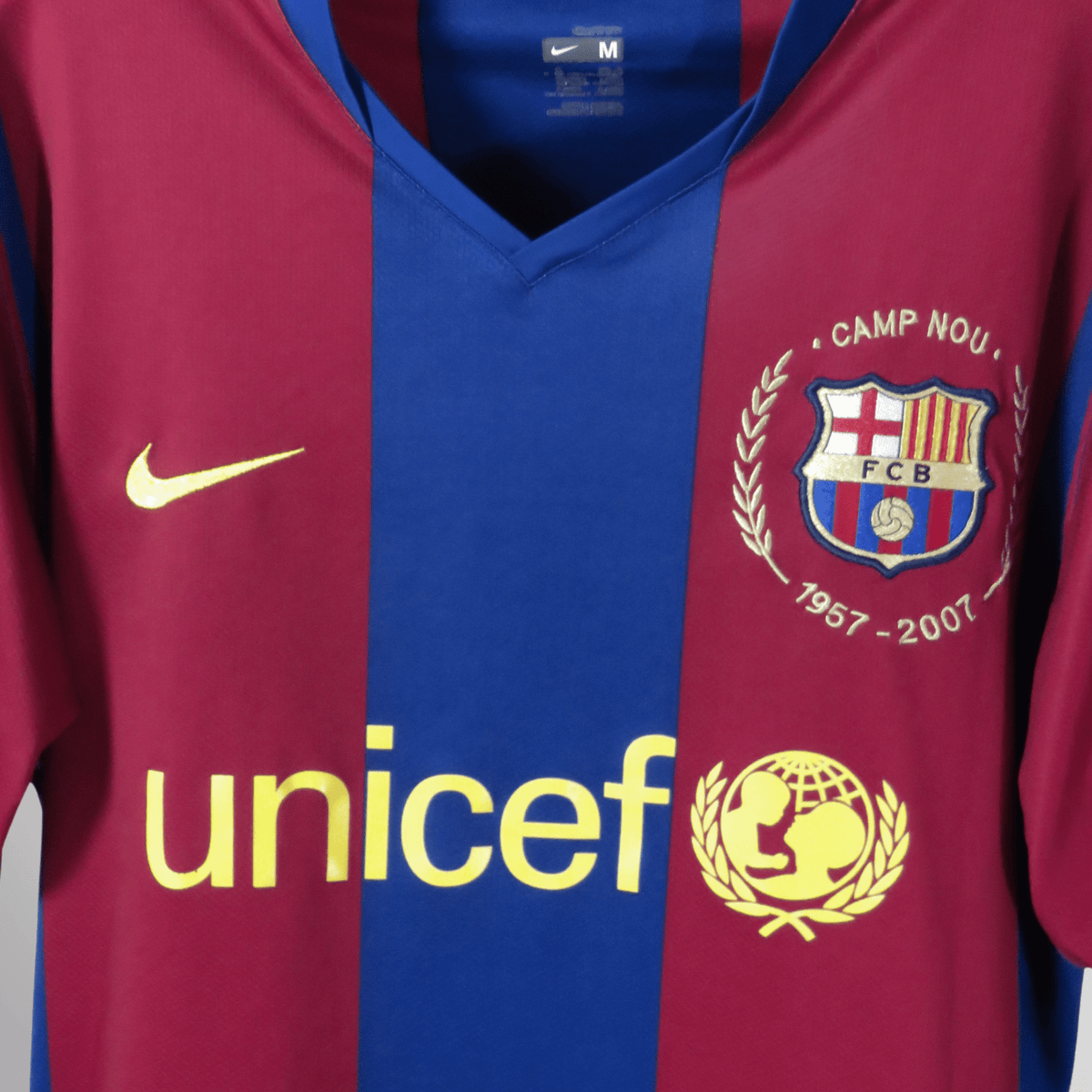 FC Barcelona 2007-08 Home Messi #19 Shirt M