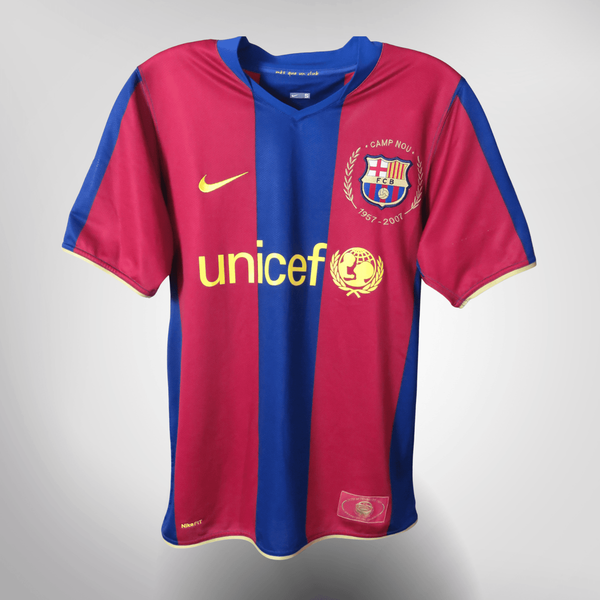 FC Barcelona 2007-08 Home Ronaldinho #10 Shirt S