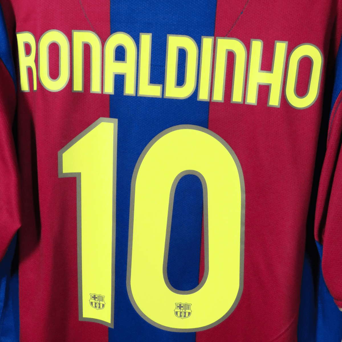 FC Barcelona 2007-08 Home Ronaldinho Shirt L