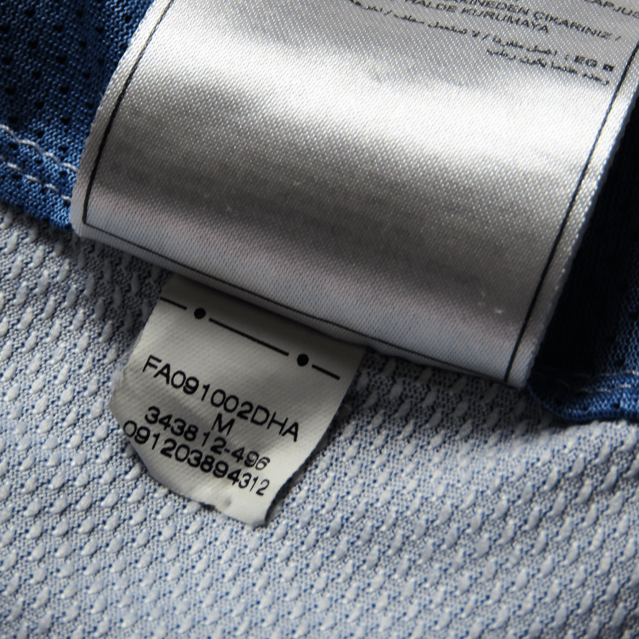 FC Barcelona 2009-10 Home Messi #10 Shirt M