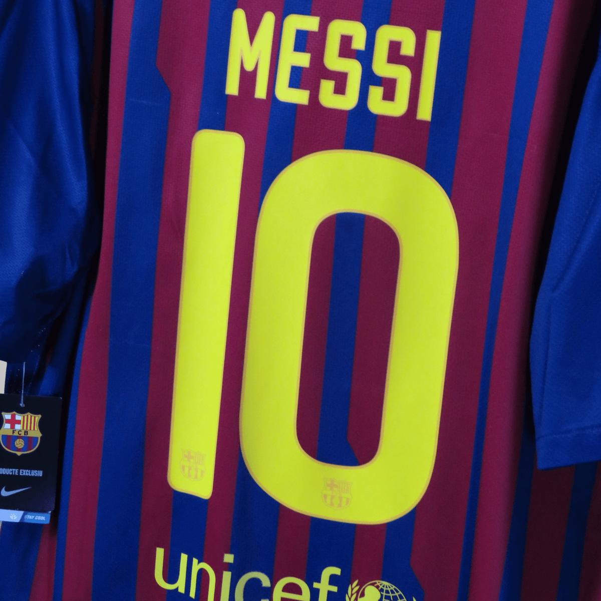 FC Barcelona 2011-12 Home Messi #10 BNIB Shirt XL