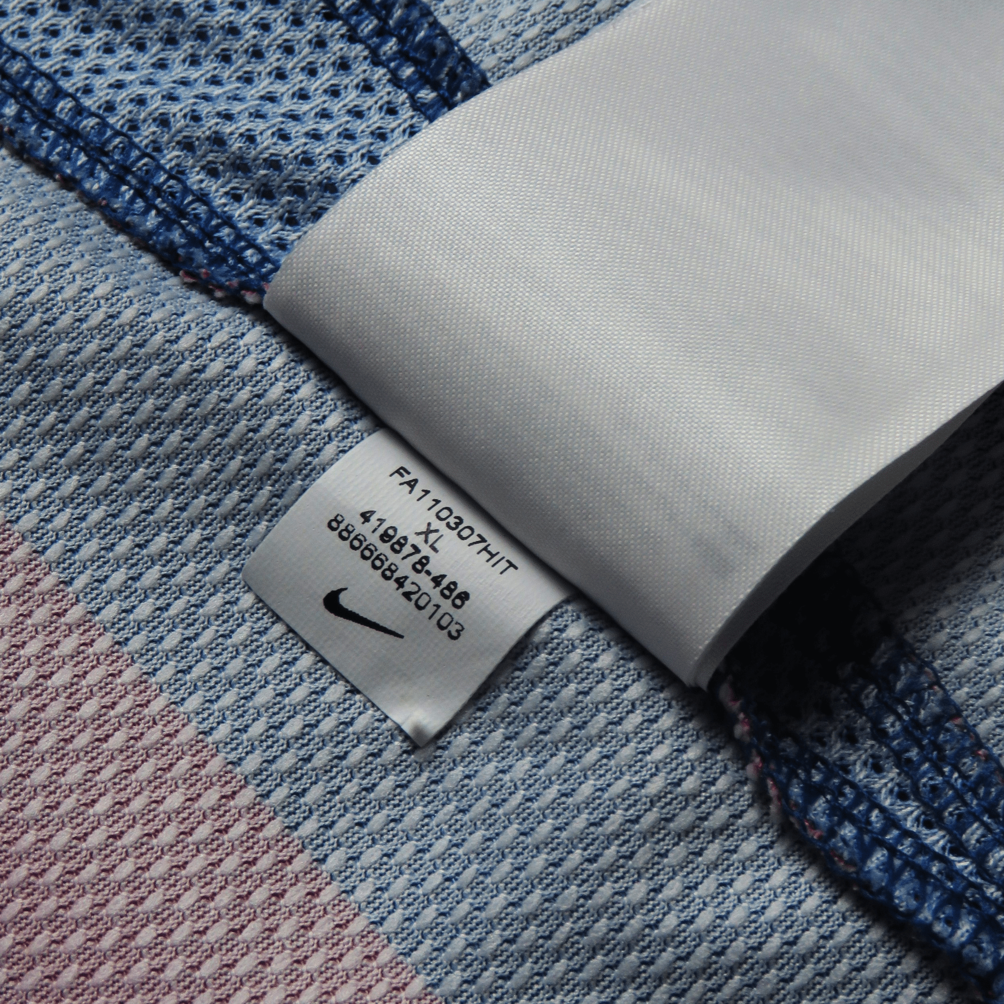 FC Barcelona 2011-12 Home Messi #10 Shirt XL