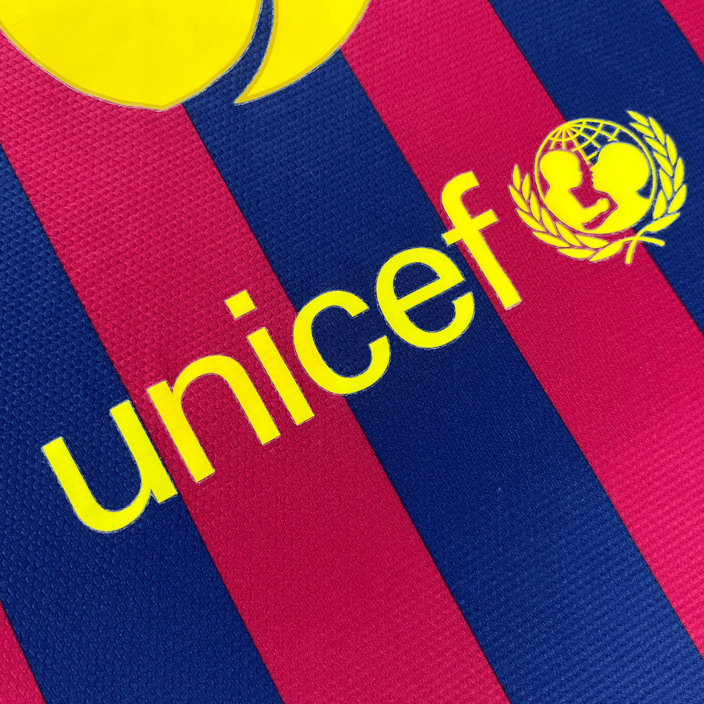 FC Barcelona 2013-14 Home Xavi #6 Shirt M