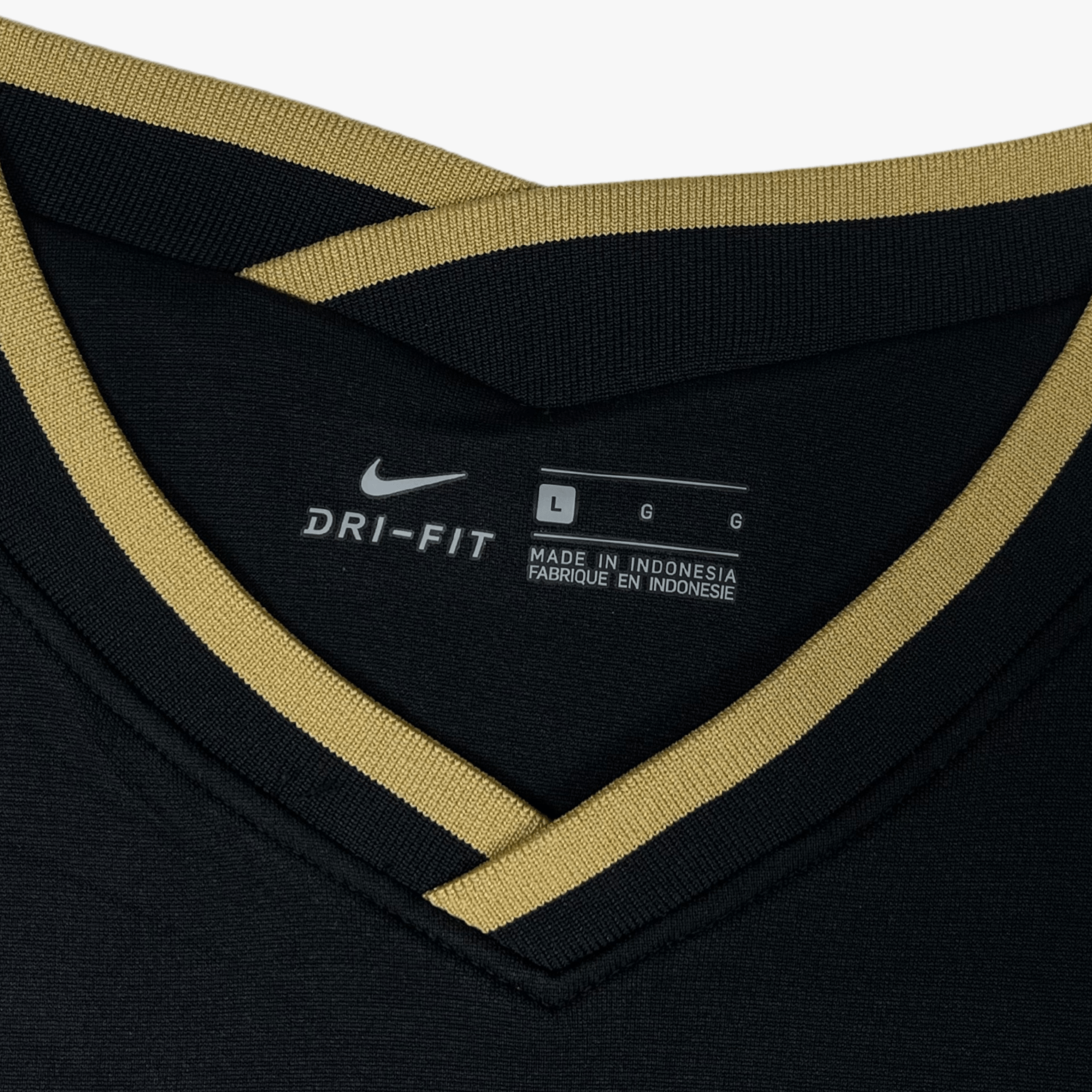 FC Barcelona 2020-21 Away BNWT Shirt L