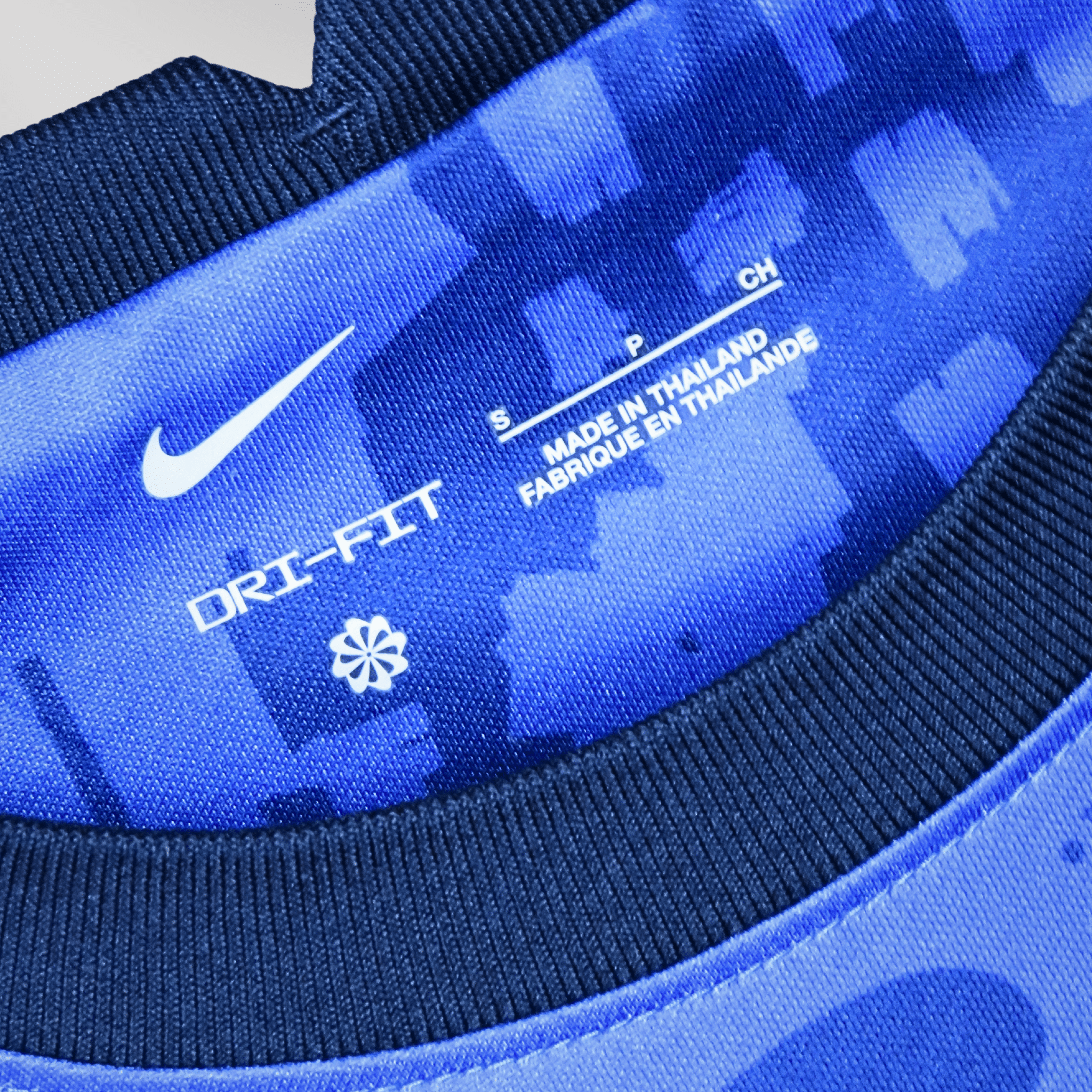 FC Barcelona 2021-22 Third Gavi #30 Shirt S