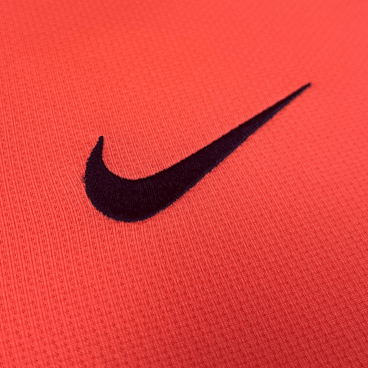 FC Barcelona 2009-10 Away Shirt M