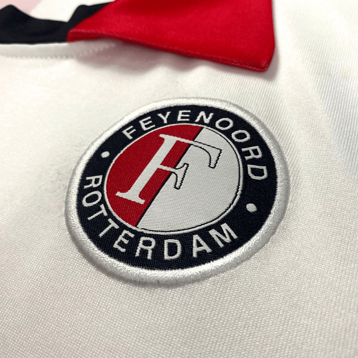 Feyenoord 2005-06 Home Shirt M