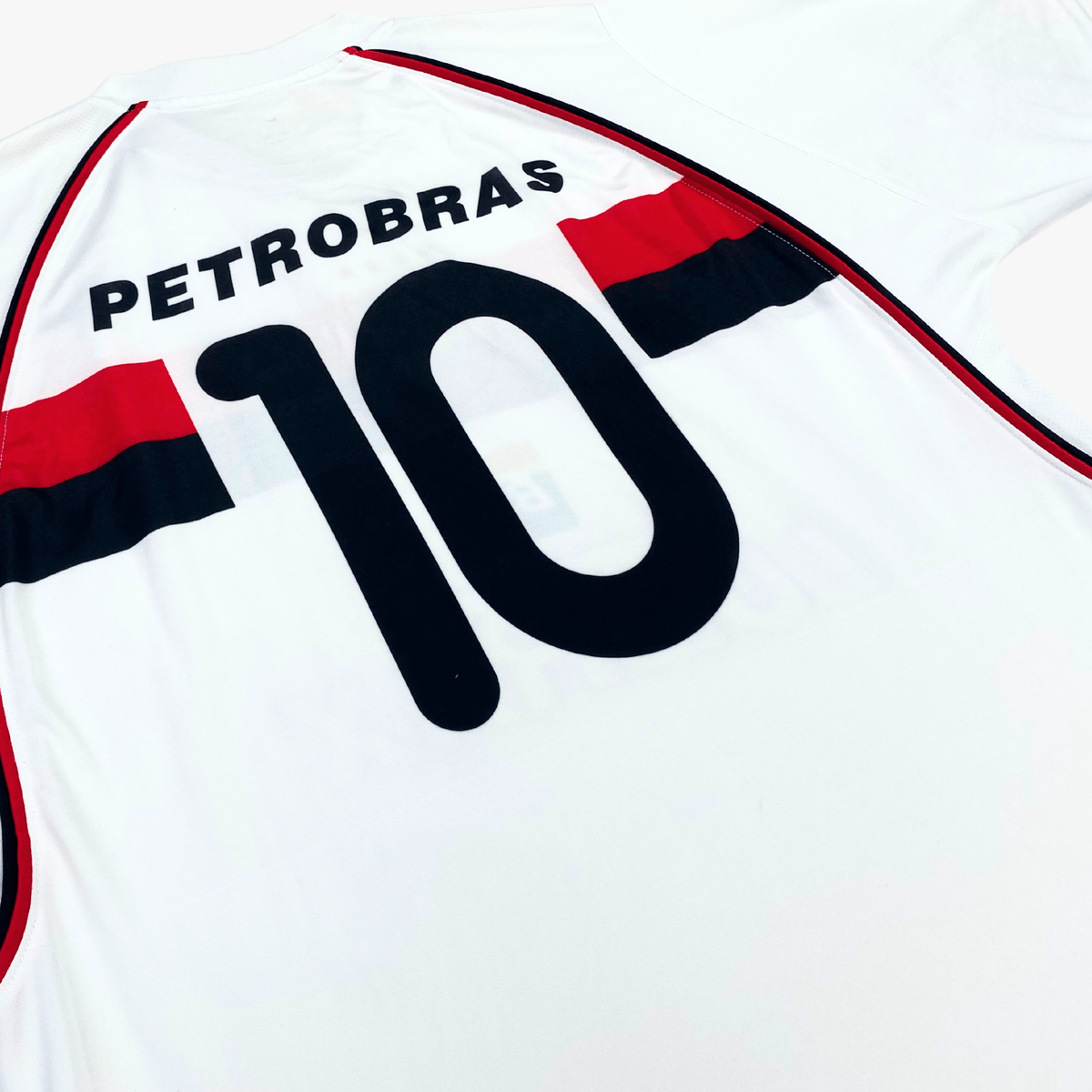 Original Flamengo 2002-2003 Away football shirt, size XL, number 10 | Nostalgic Football Shirts