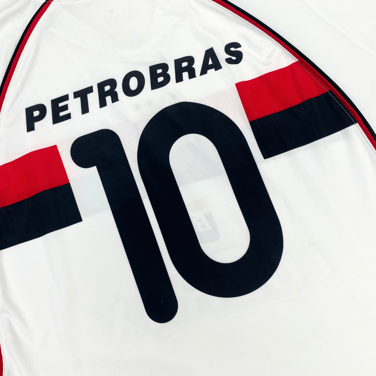 Vintage Flamengo 2002-2003 Away football shirt with number 10 print, size XL | Nostalgic Football Shirts