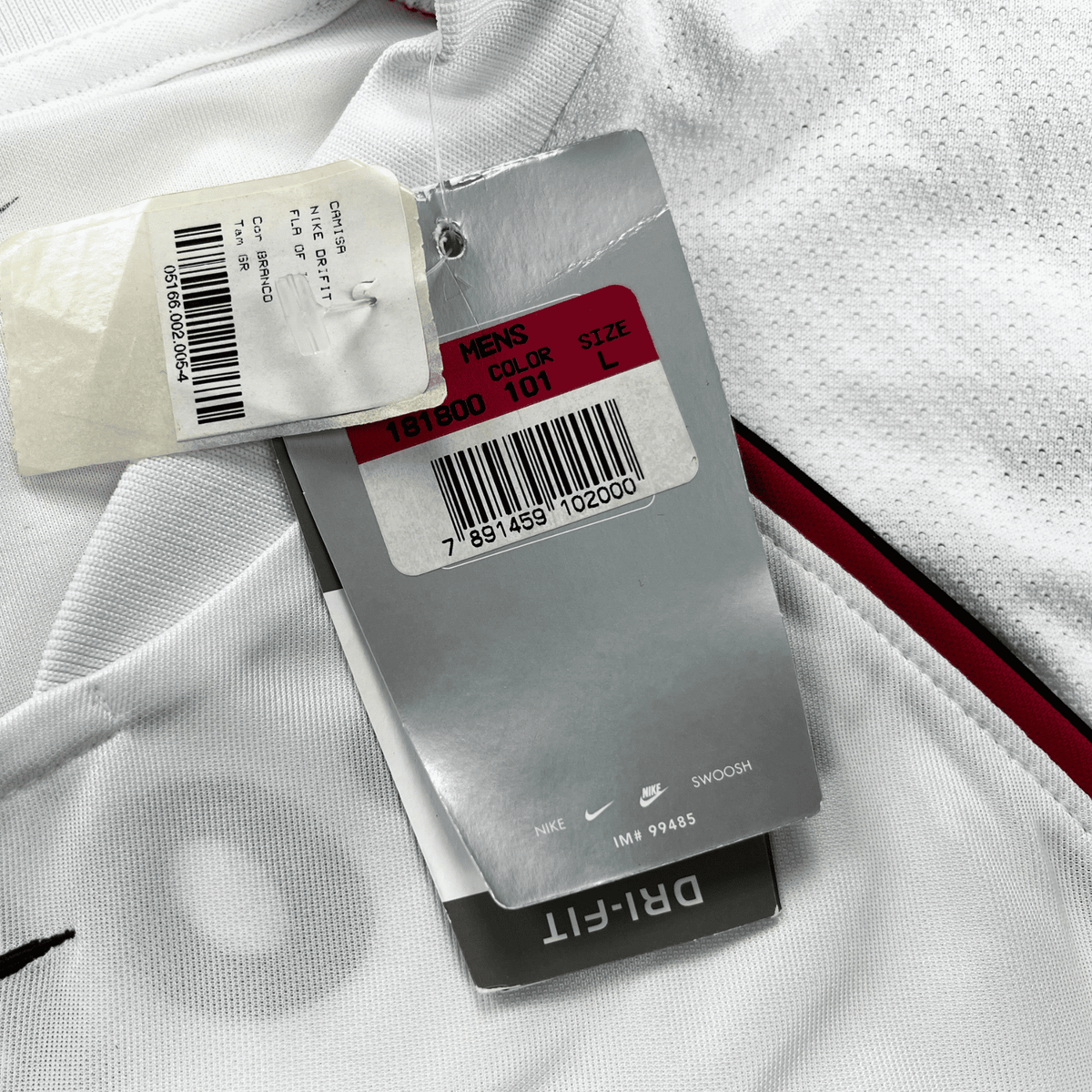 Retro Flamengo 2002-2003 Away football jersey by Nike, brand new with tags, size L | Nostalgic Football Shirts
