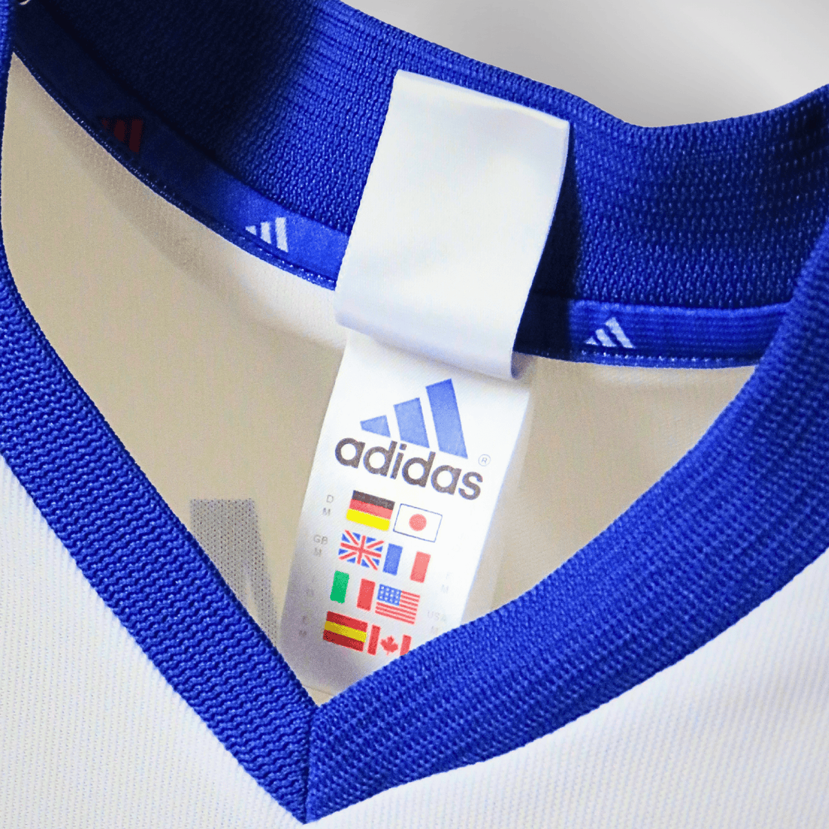 Authentic Adidas France 2002-2004 Away shirt, Zidane 10 on the back, size M | Nostalgic Football Shirts