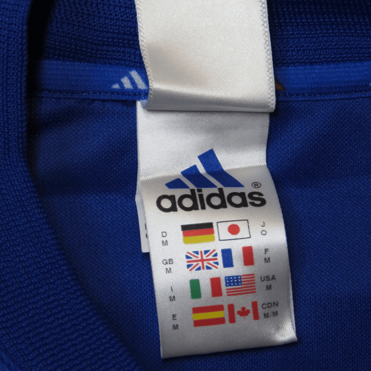 Authentic Adidas France 2002-2004 Home shirt, Trezeguet 20 on the back, size M | Nostalgic Football Shirts