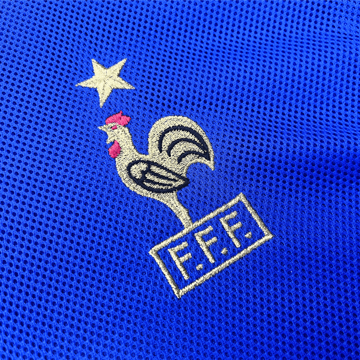 Vintage France 2002-2004 Home football shirt with Zidane 10 print, size M | Nostalgic Football Shirts