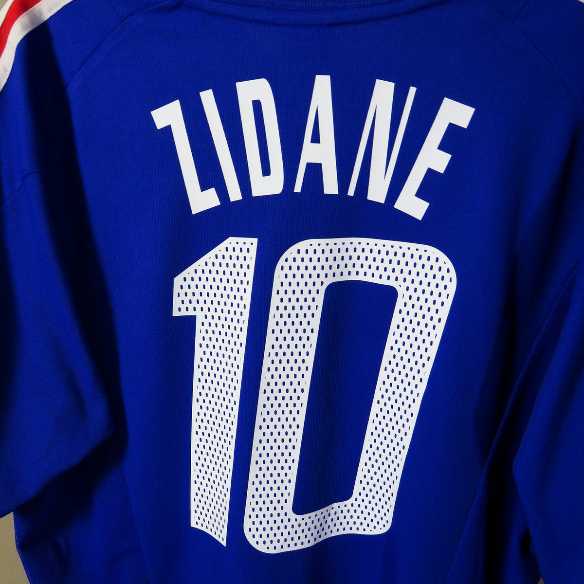 France 2002-2004 Home shirt, Zidane 10, Adidas, size XL, product code 298742 | Nostalgic Football Shirts