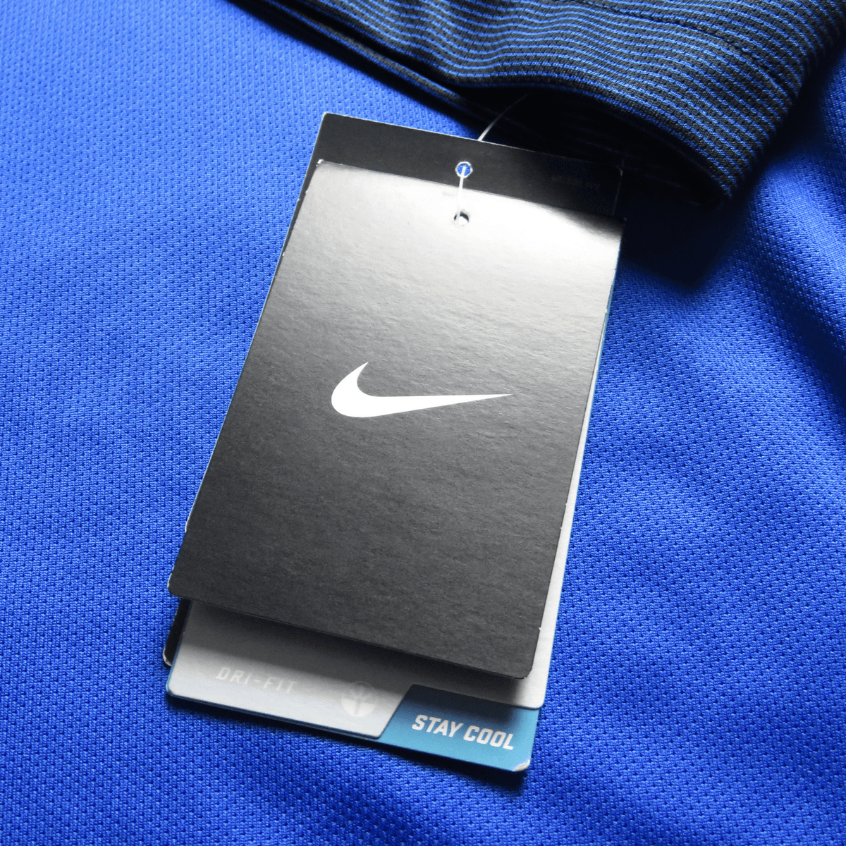 Authentic Nike France 2016-2017 Home brand new with tags shirt, Griezmann 7 on the back, size L | Nostalgic Football Shirts