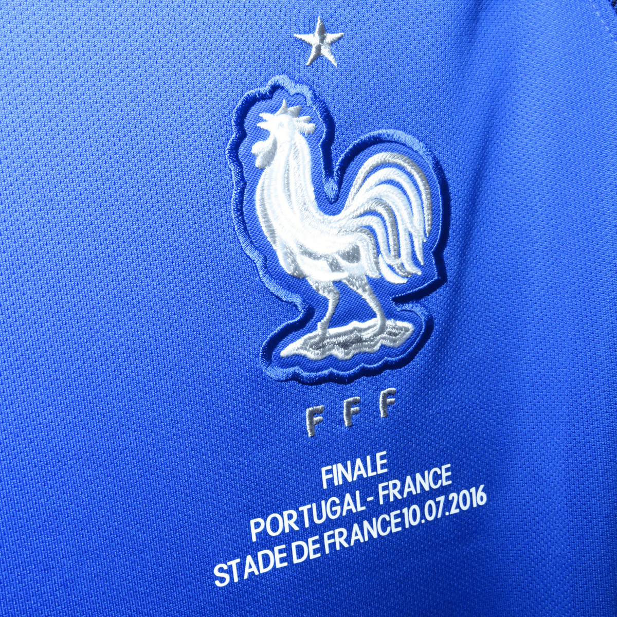 Authentic Nike France 2016-2017 Home brand new with tags shirt, Griezmann 7 on the back, size L | Nostalgic Football Shirts