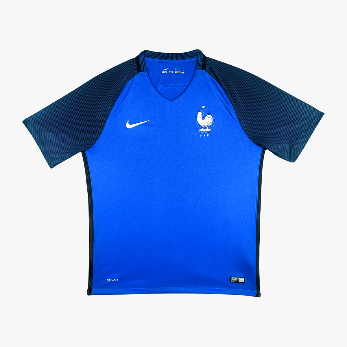 Vintage France 2016-2017 Home football shirt, size L | Nostalgic Football Shirts