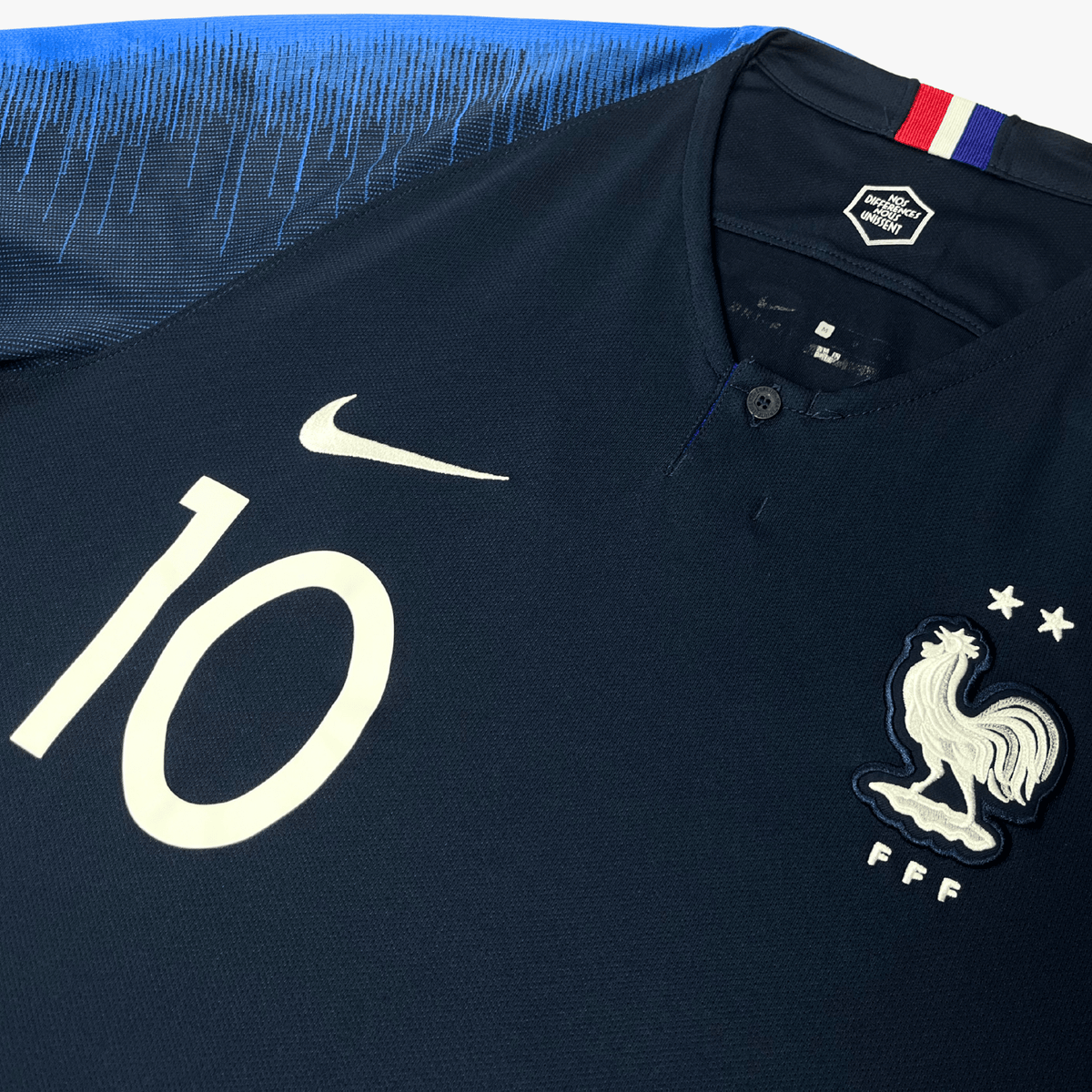 Retro France 2018-2019 Home football jersey by Nike, Mbappé, size M | Nostalgic Football Shirts