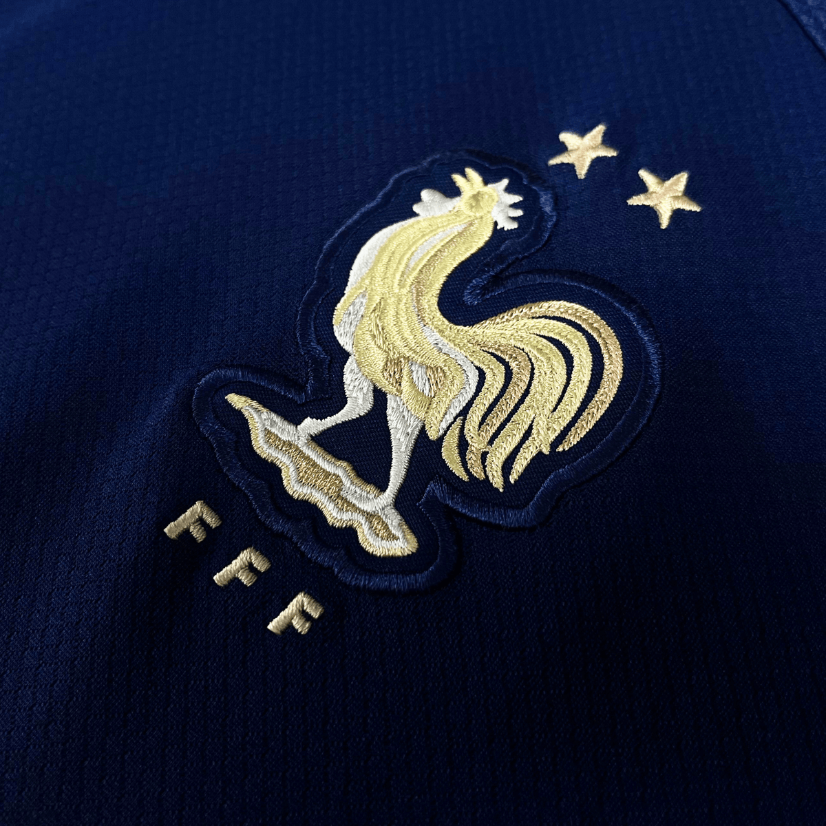 Vintage France 2022-2023 Home football shirt with Griezmann 7 print, size S | Nostalgic Football Shirts