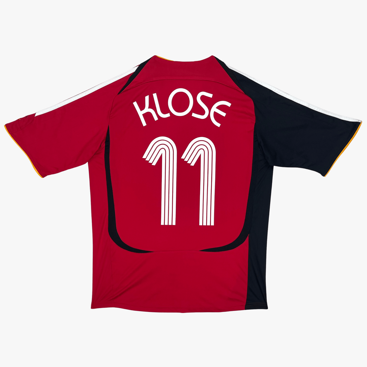 Vintage Germany 2005-2007 Away football shirt with Klose 11 print, size M | Nostalgic Football Shirts