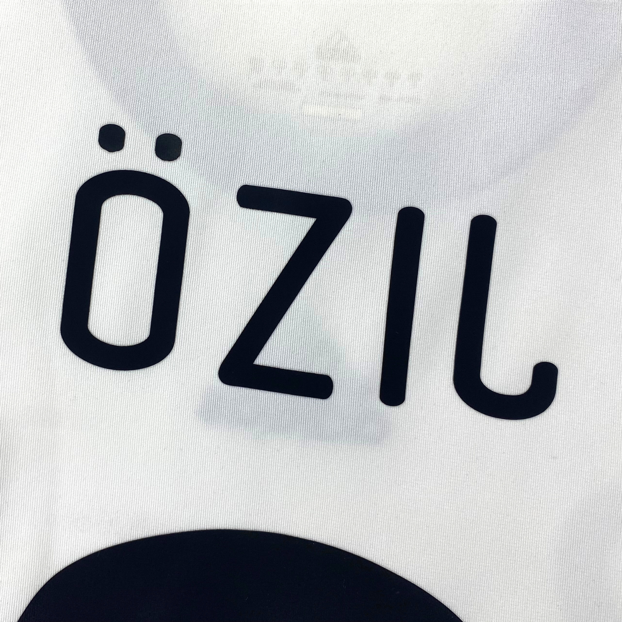 Germany 2010-11 Home Özil #8 Shirt M