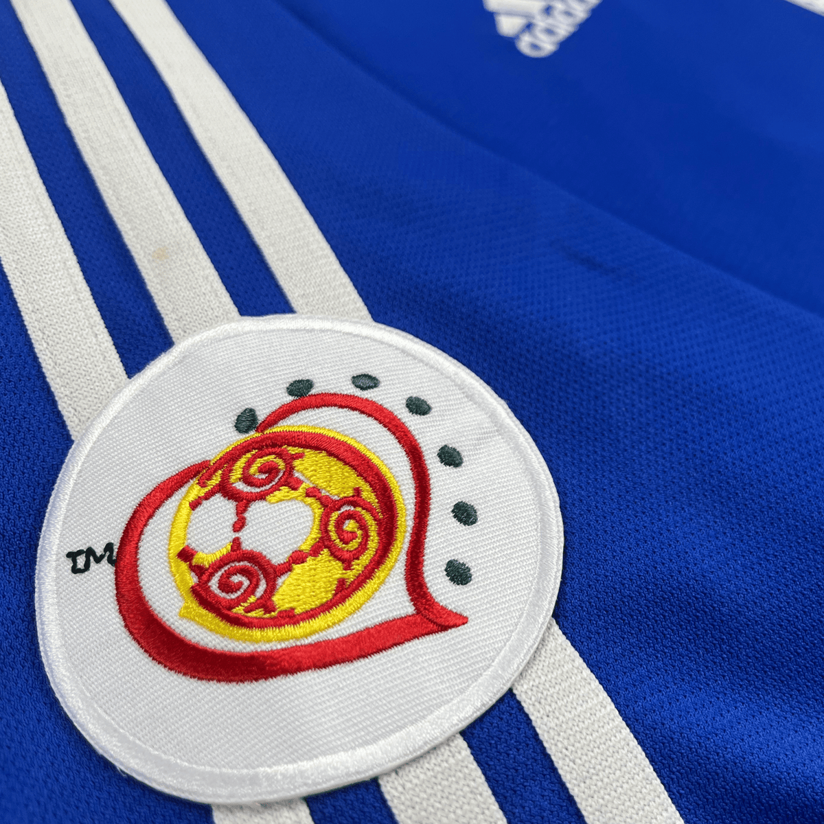 Retro Greece 2004-2006 Home football jersey by Adidas, Charisteas 9, size L | Nostalgic Football Shirts