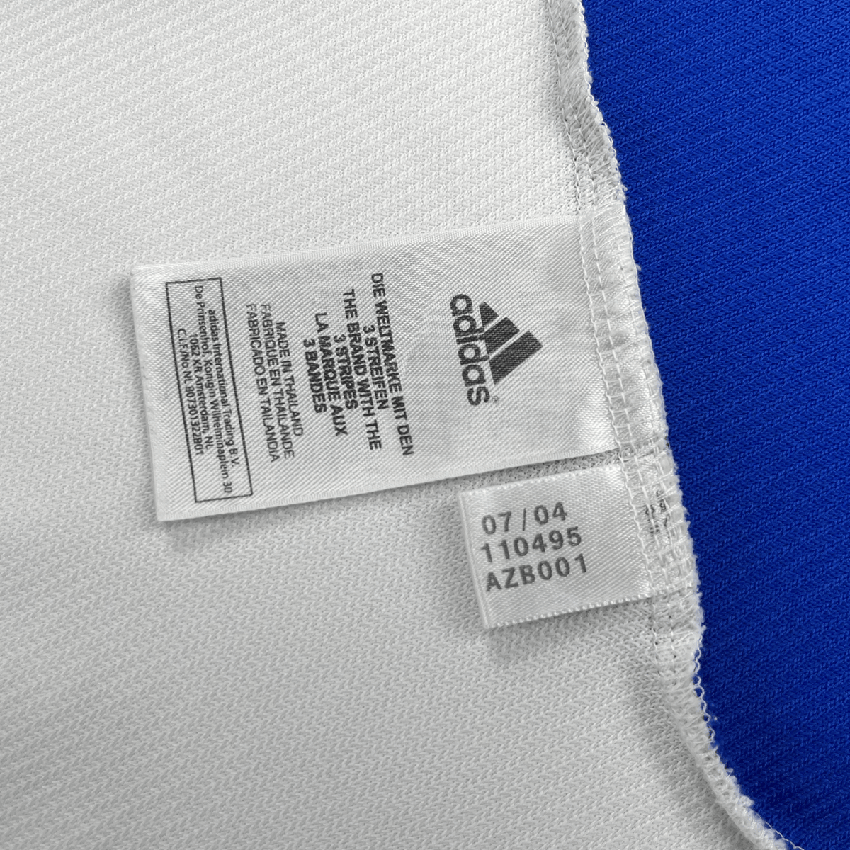 Vintage Greece 2004-2006 Home football shirt with Charisteas 9 print, size L | Nostalgic Football Shirts