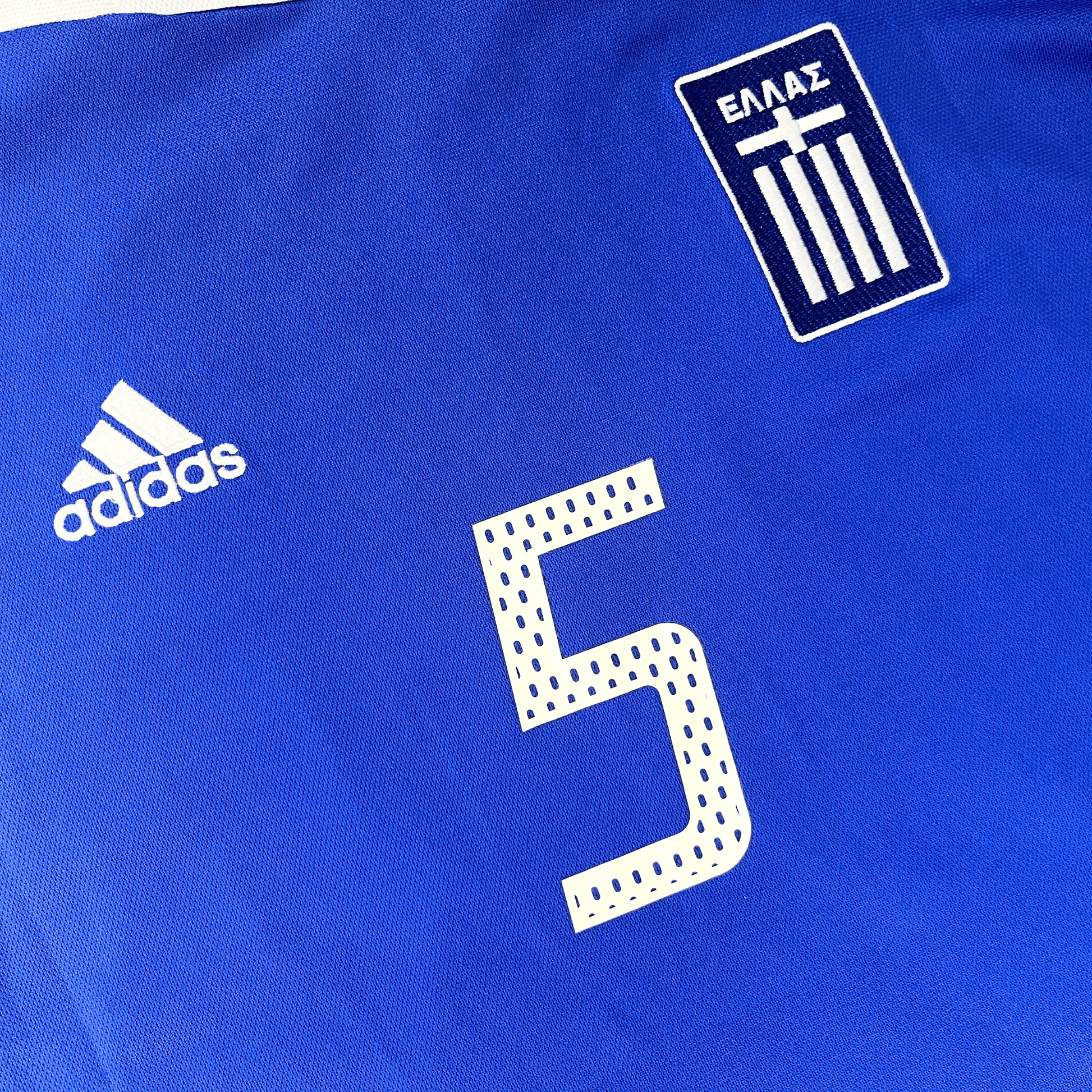 Greece 2004-06 Home Dellas #5 Shirt L