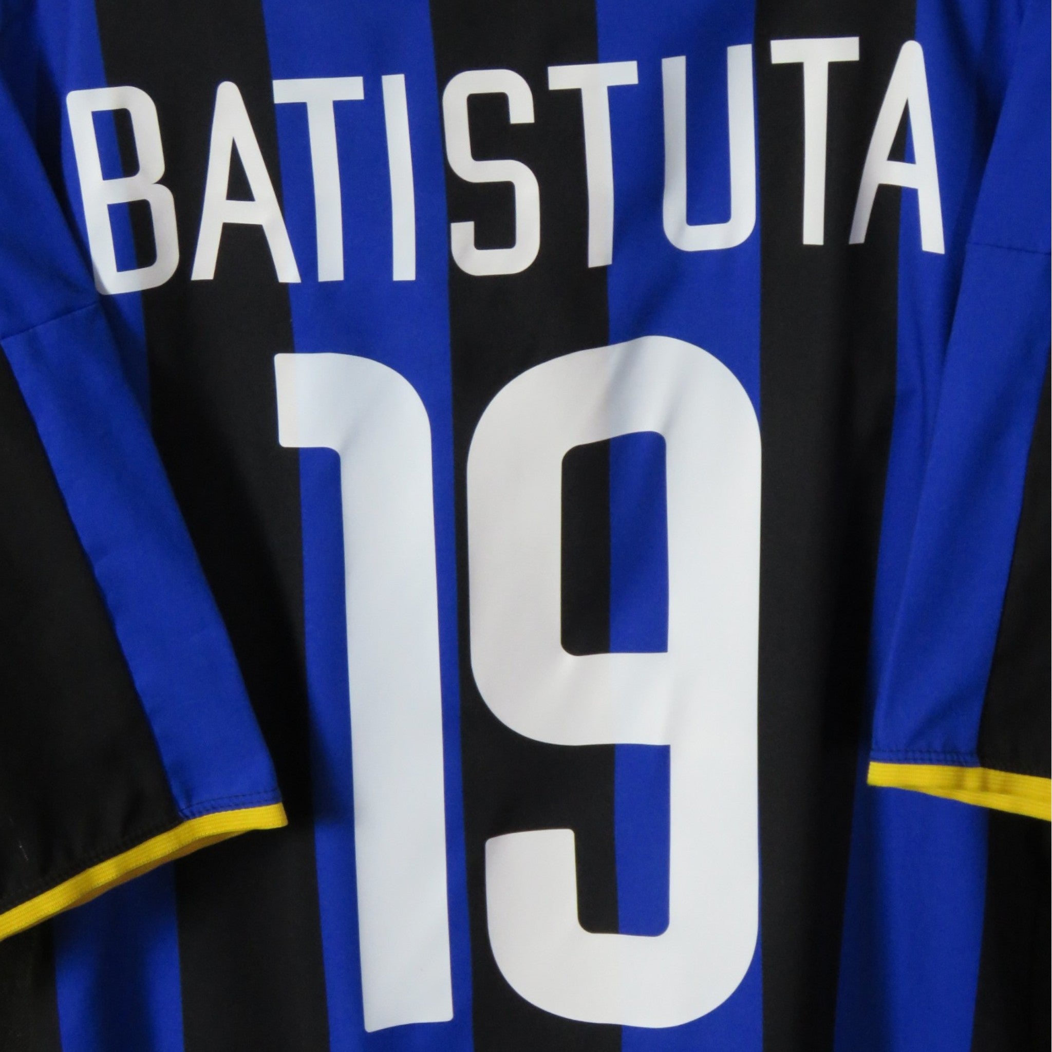 Inter Milan 2002-03 Home Batistuta #19 Shirt XL