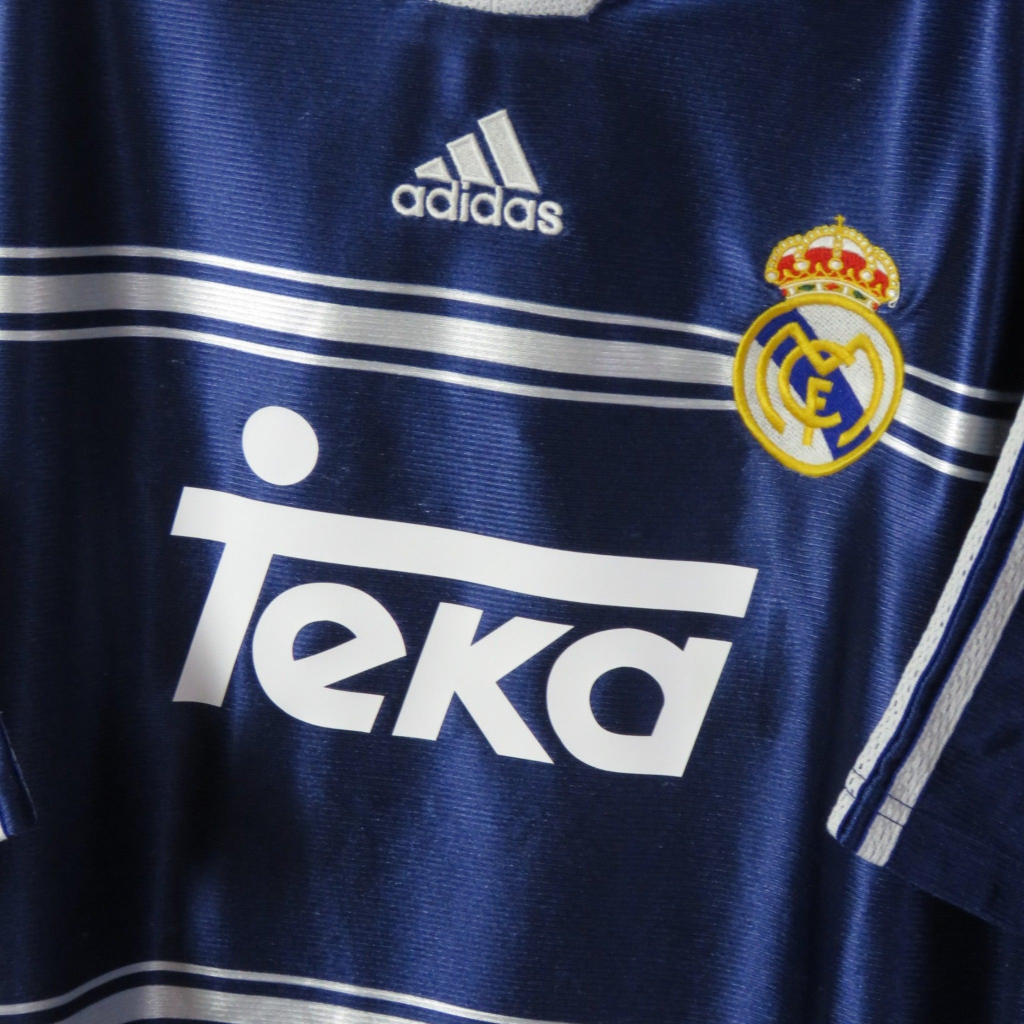 Real Madrid 1998-99 Away Redondo #6 Shirt L