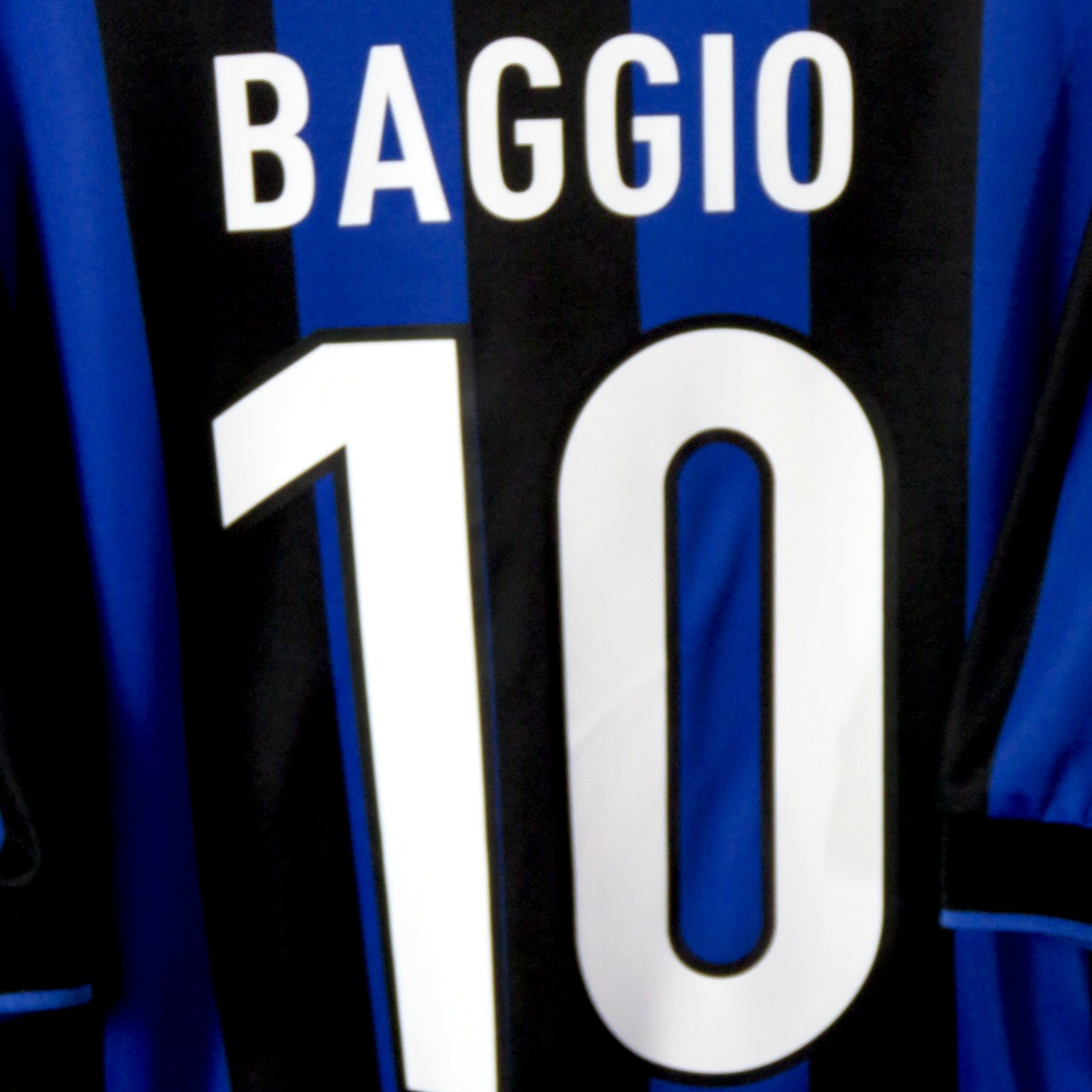 Inter Milan 1998-99 Home Baggio #10 Shirt M