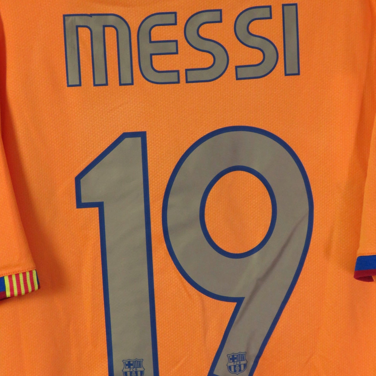 Retro FC Barcelona 2006-2007 Away football jersey by Nike, Messi 19, size S, product code 146982 | Nostalgic Football Shirts