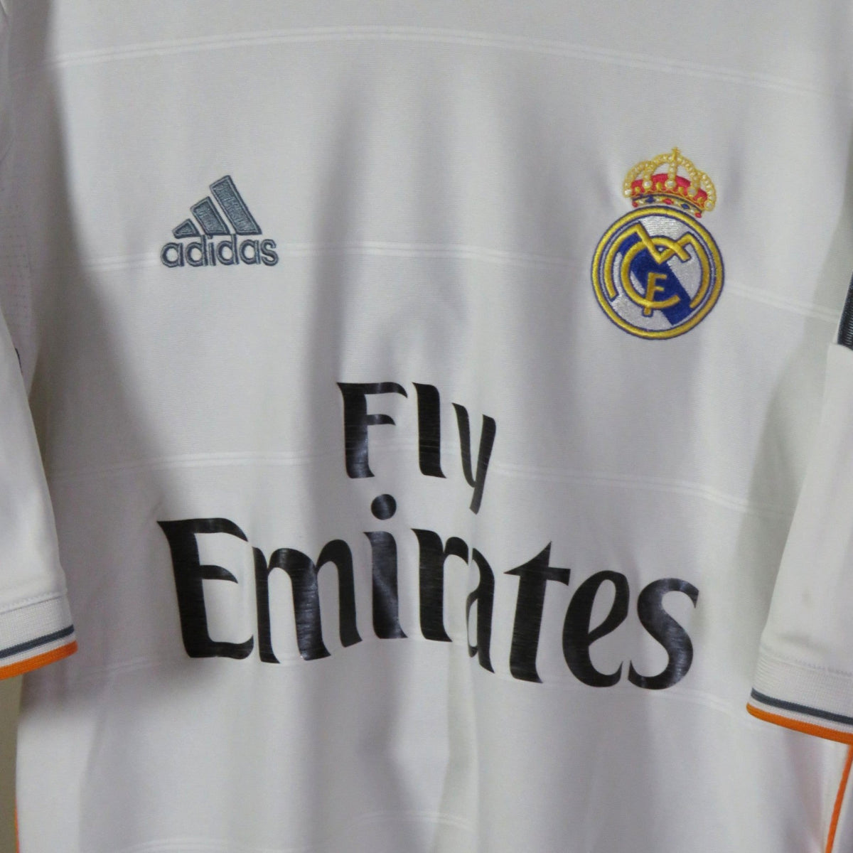 Original Real Madrid 2013-2014 Home football shirt, size S, Isco 23, product code Z29356 | Nostalgic Football Shirts