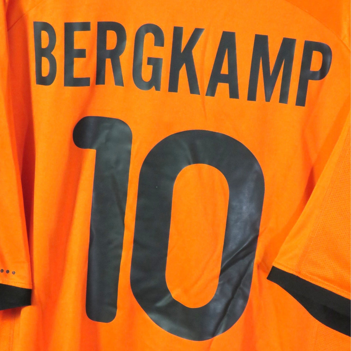 Retro Netherlands 2000-2002 Home football jersey by Nike, Bergkamp 10, size XXL | Nostalgic Football Shirts