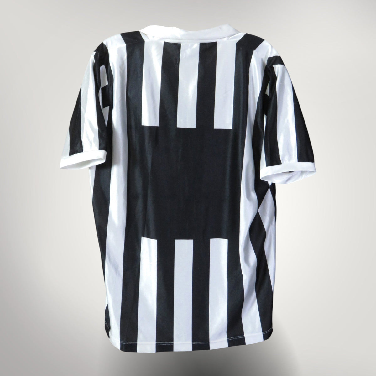 Authentic Kappa Juventus 1990-1992 Home shirt, size L | Nostalgic Football Shirts