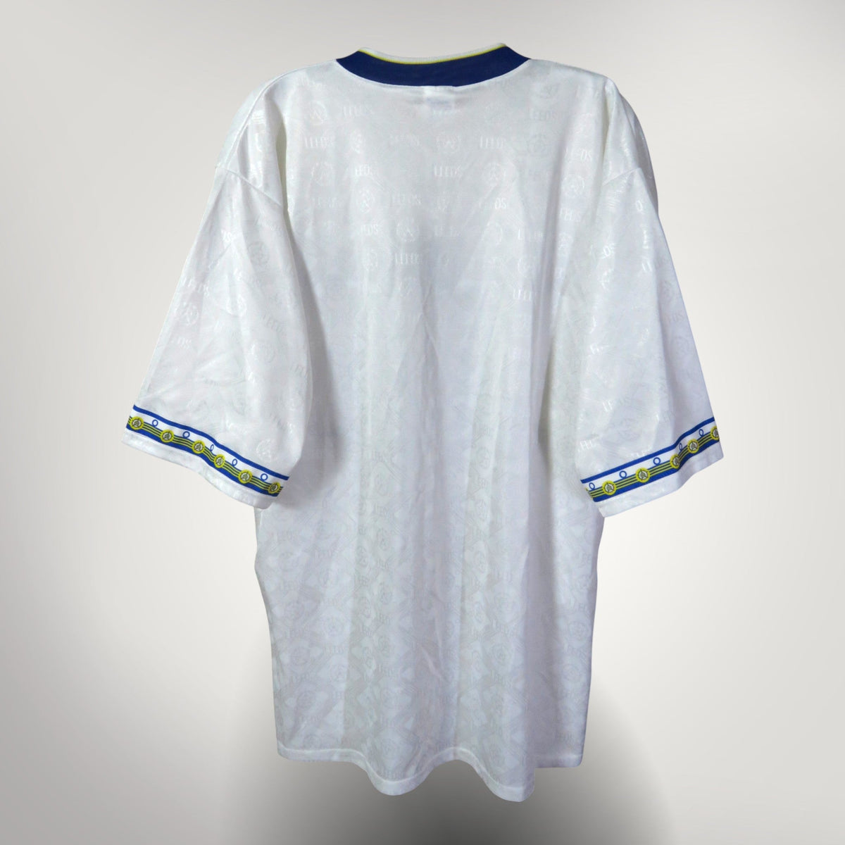 Authentic Admiral Leeds United 1992-1993 Home shirt, size XL | Nostalgic Football Shirts