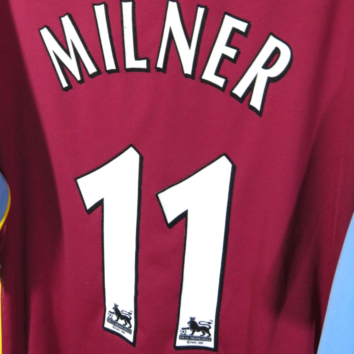 Original Aston Villa 2005-2006 Home football shirt, size XL, Milner 11 | Nostalgic Football Shirts