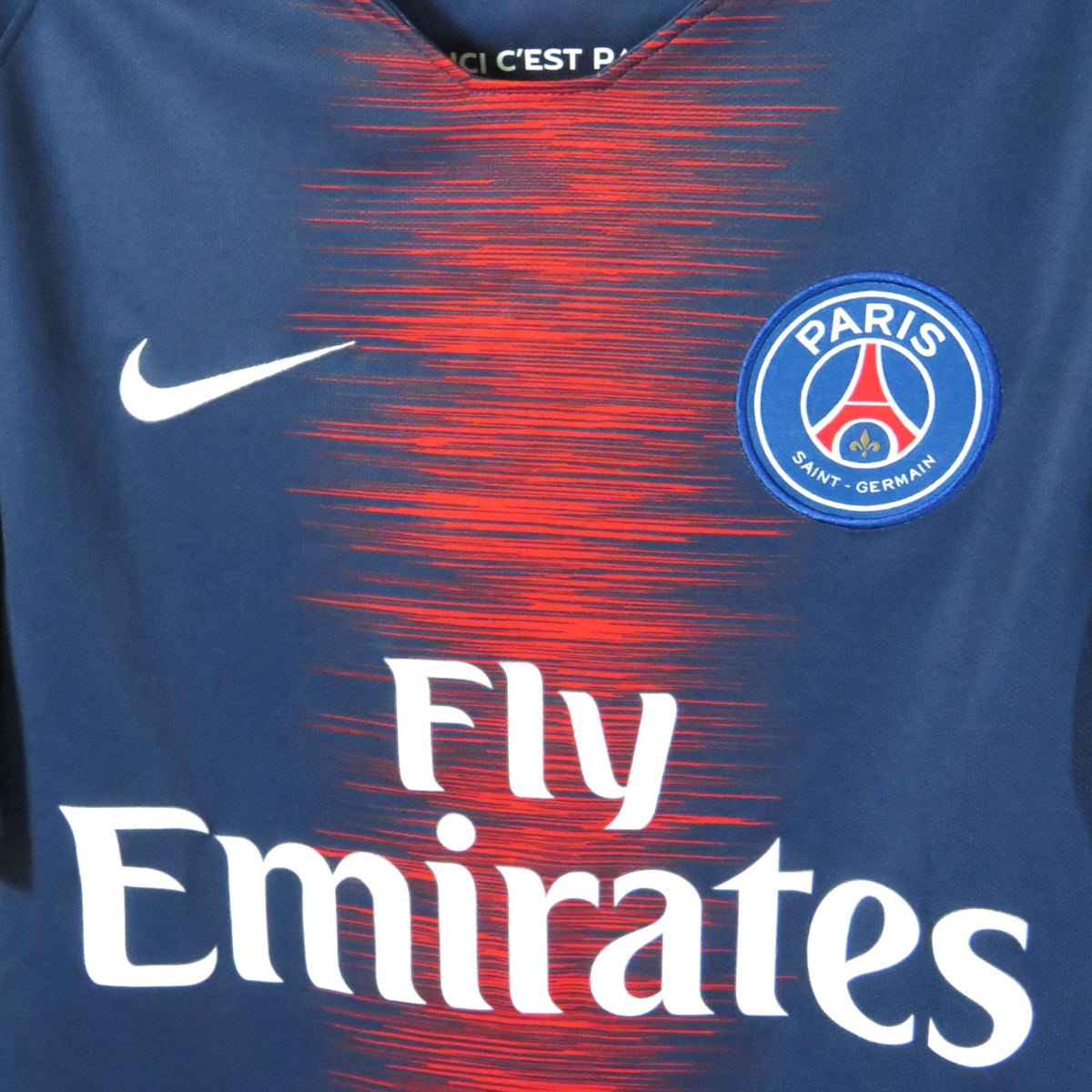 Original PSG 2018-2019 Home football shirt, size S, Mbappé 7, product code 894432-411 | Nostalgic Football Shirts