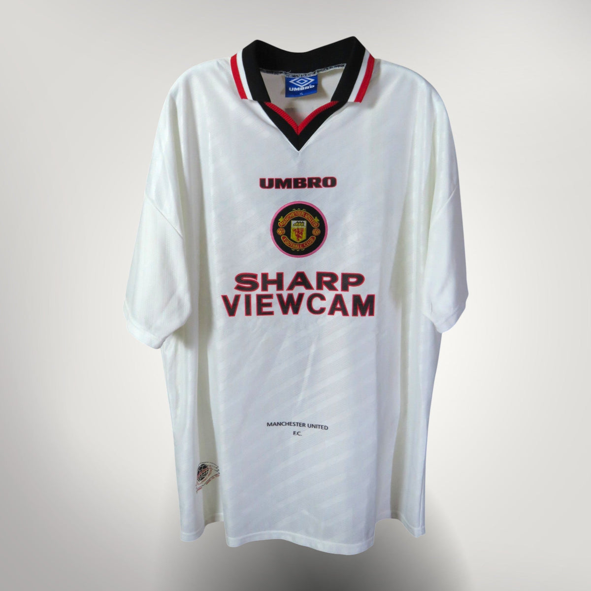 Authentic Umbro Manchester United 1996-1997 Away shirt, Cantona 7 on the back, size XL | Nostalgic Football Shirts