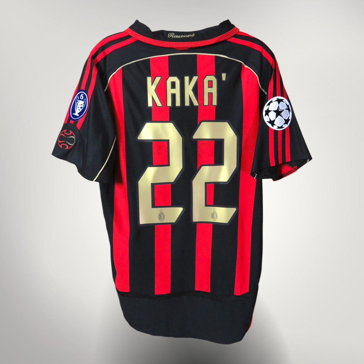 Vintage AC Milan 2006-2007 Home football shirt with Kaká 22 print, size M, product code 060747 | Nostalgic Football Shirts