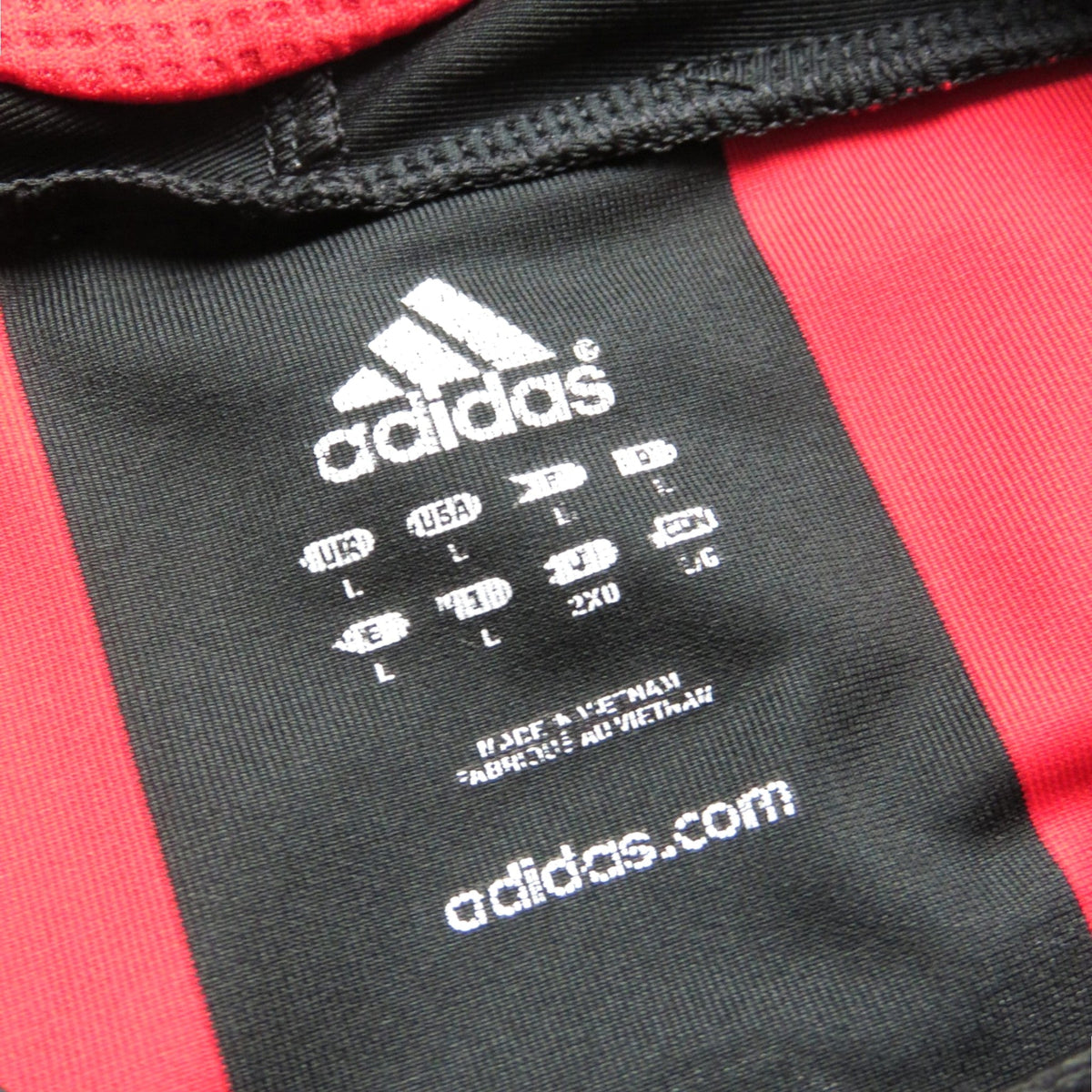 Retro AC Milan 2006-2007 Home football jersey by Adidas, Inzaghi 9, size L, product code 060747 | Nostalgic Football Shirts