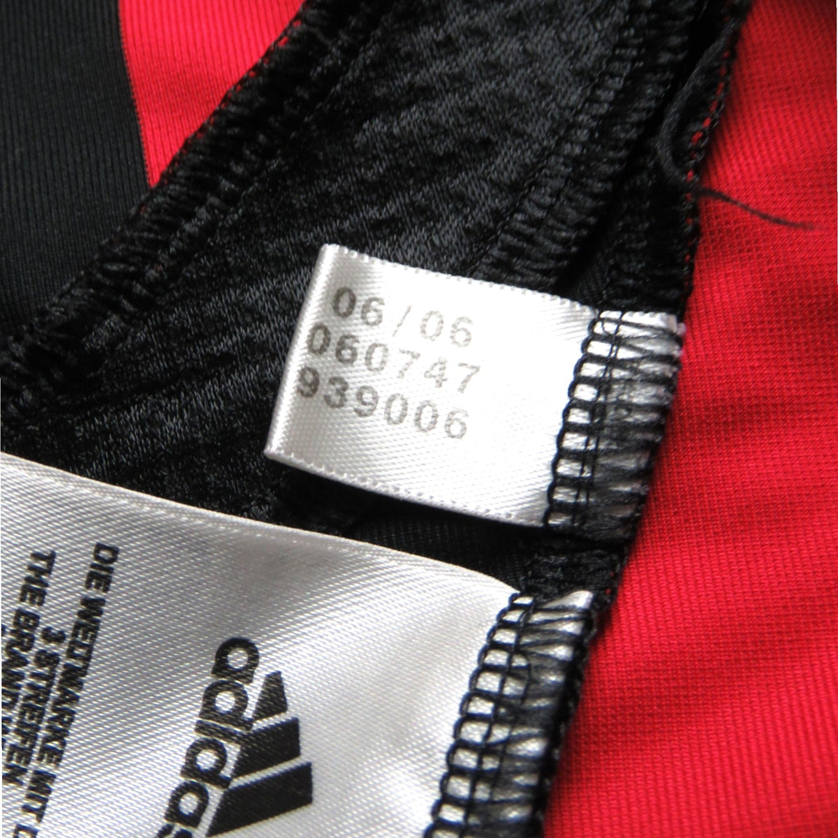 Original AC Milan 2006-2007 Home football shirt, size L, Inzaghi 9, product code 060747 | Nostalgic Football Shirts