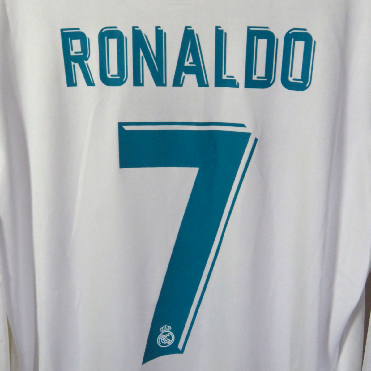 Retro Real Madrid 2017-2018 Home longsleeve football jersey by Adidas, Ronaldo 7, size M, product code B31106 | Nostalgic Football Shirts